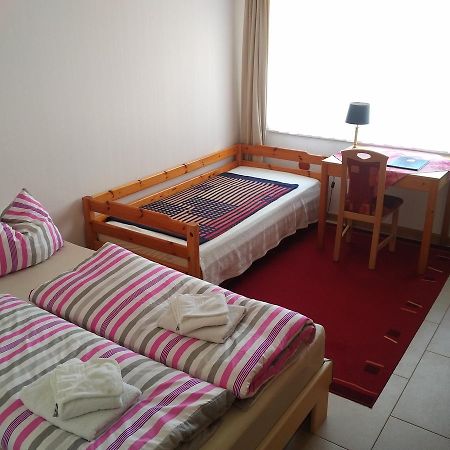 Aaron - Privatunterkunft Magdeburgo Esterno foto